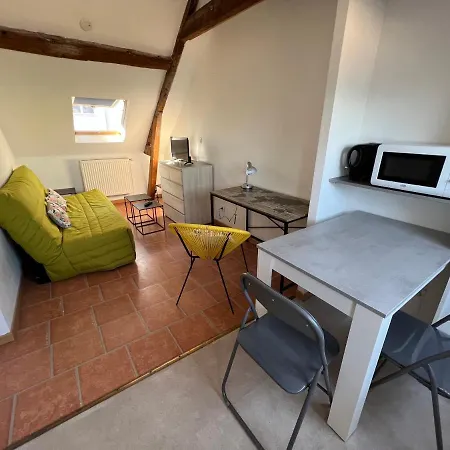 Studio 2 Personnes 2eme Etage Centre Ville Historique - Les Oceane *