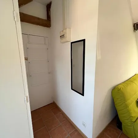 Studio 2 Personnes 2eme Etage Centre Ville Historique - Les Oceane *